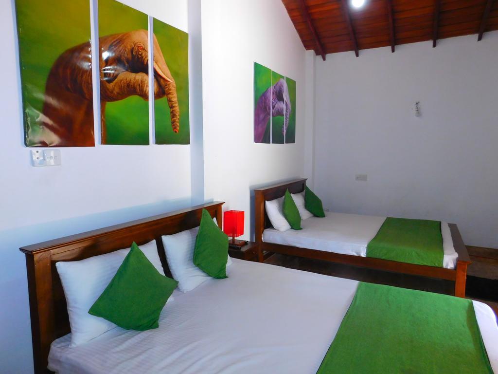 Mount Mirror Resort Kandy Kültér fotó